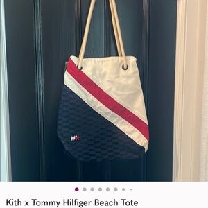 Tommy Hilfiger Tri-Color Beach Tote